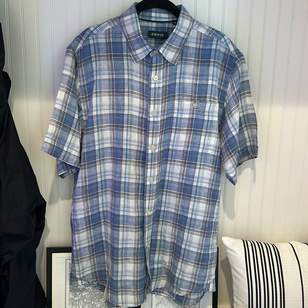 Orvis men’s short sleeve button down size medium